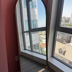 Accent Mirror