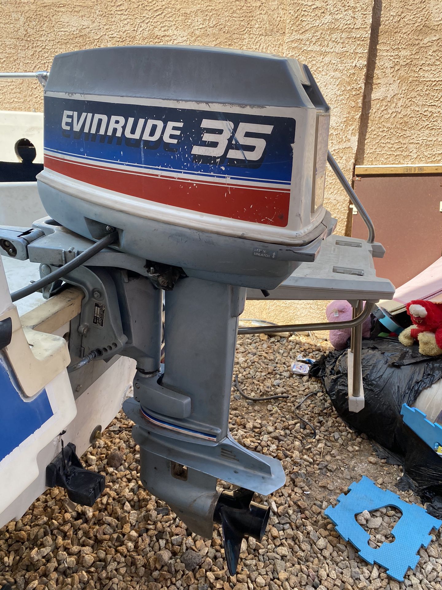 Evinrude 1985 35HP outboard