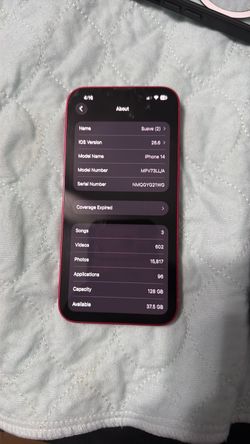 iPhone 14 red
