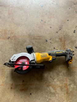 DeWalt 20V Brushless Circular Saw
