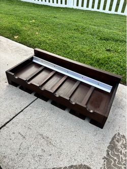 Floating wine rack