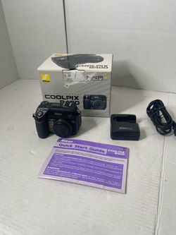 Nikon Coolpix 8400 Digital Camera w/ Box, Charger, Manuals