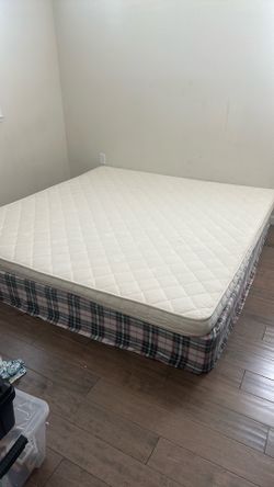Cal King mattress with spring box - Free