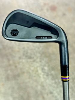 Custom Maltby UW Huskies Golf Irons 5-PW