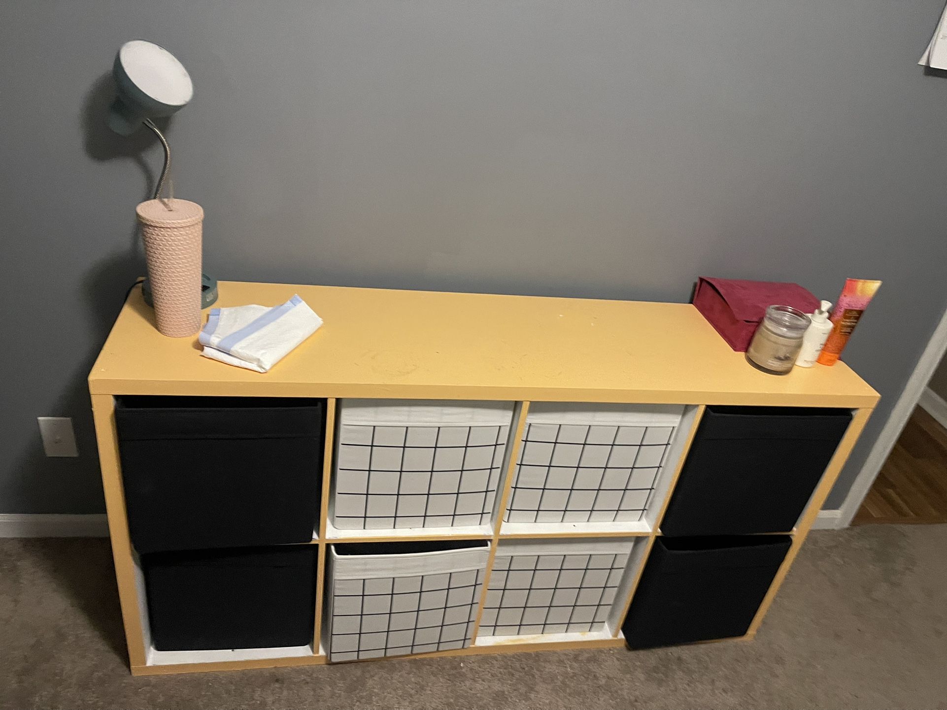 TV STAND & STORAGE BINS