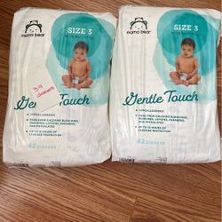 Diapers Size 3. Total Count 81