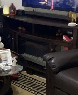 Chimenea Y Mesita