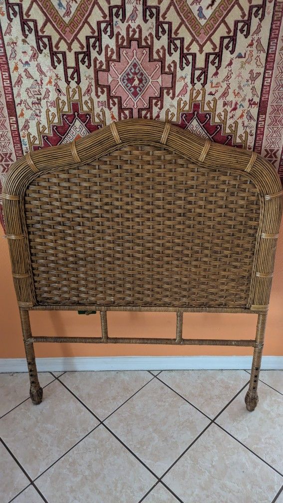 Wicker Twin Headboard and Beadframe