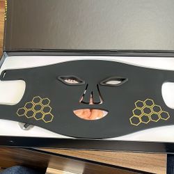 Red Light Therapy Mask