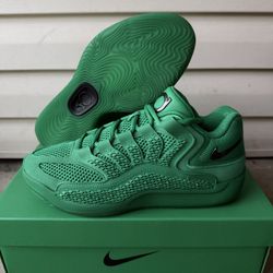 Size 9 - Nike KD 18 Warning Label Stadium Green Black Men’s Sneakers IU3108-300