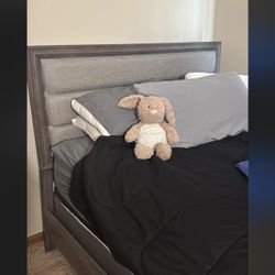 Queen Size Bedroom Set