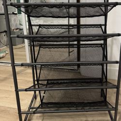 Shoe rack 