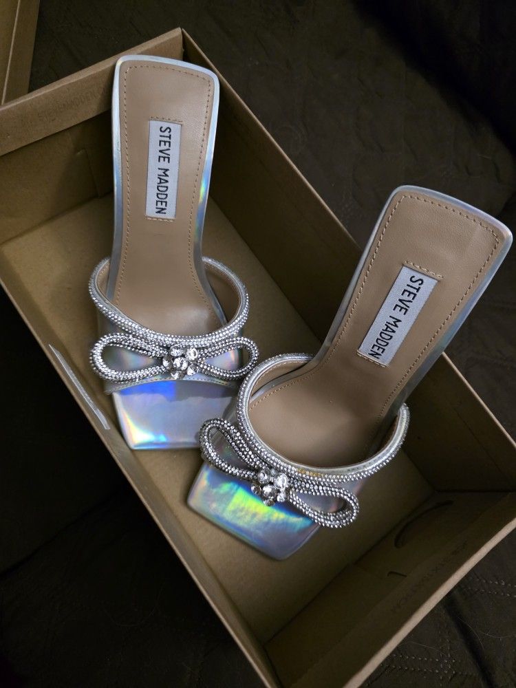 Steve Madden Kitten Heels, 6.5w