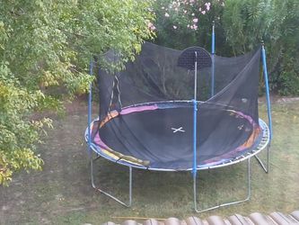 Trampoline 12ft