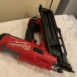 Milwaukee M18 FUEL Brushless Framing Nailer LIKE NEW 
