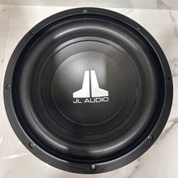 JL Audio W0v3 10” Subwoofer With JL Audio JD250.1 Amp