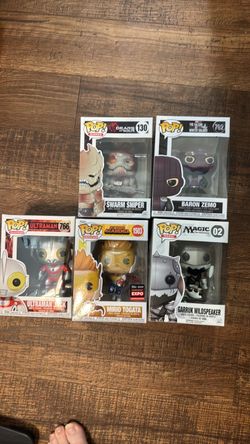 5 Funko pops