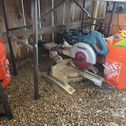 Miter Saw Makita