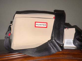 Hunter Crossbody