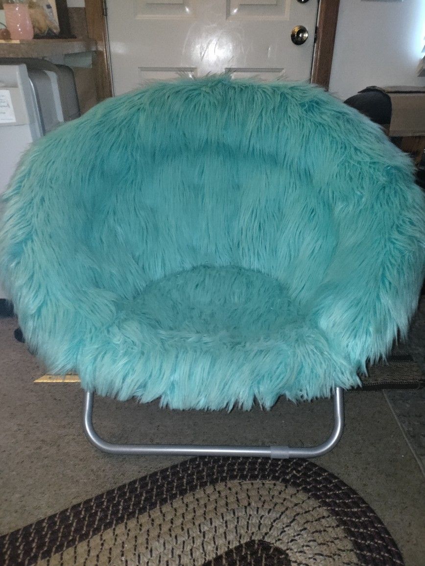 Large Adult Size Papasan Chair! Foldable! Furry!