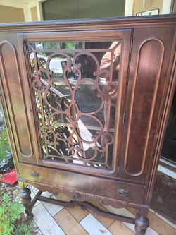 Antique hutch