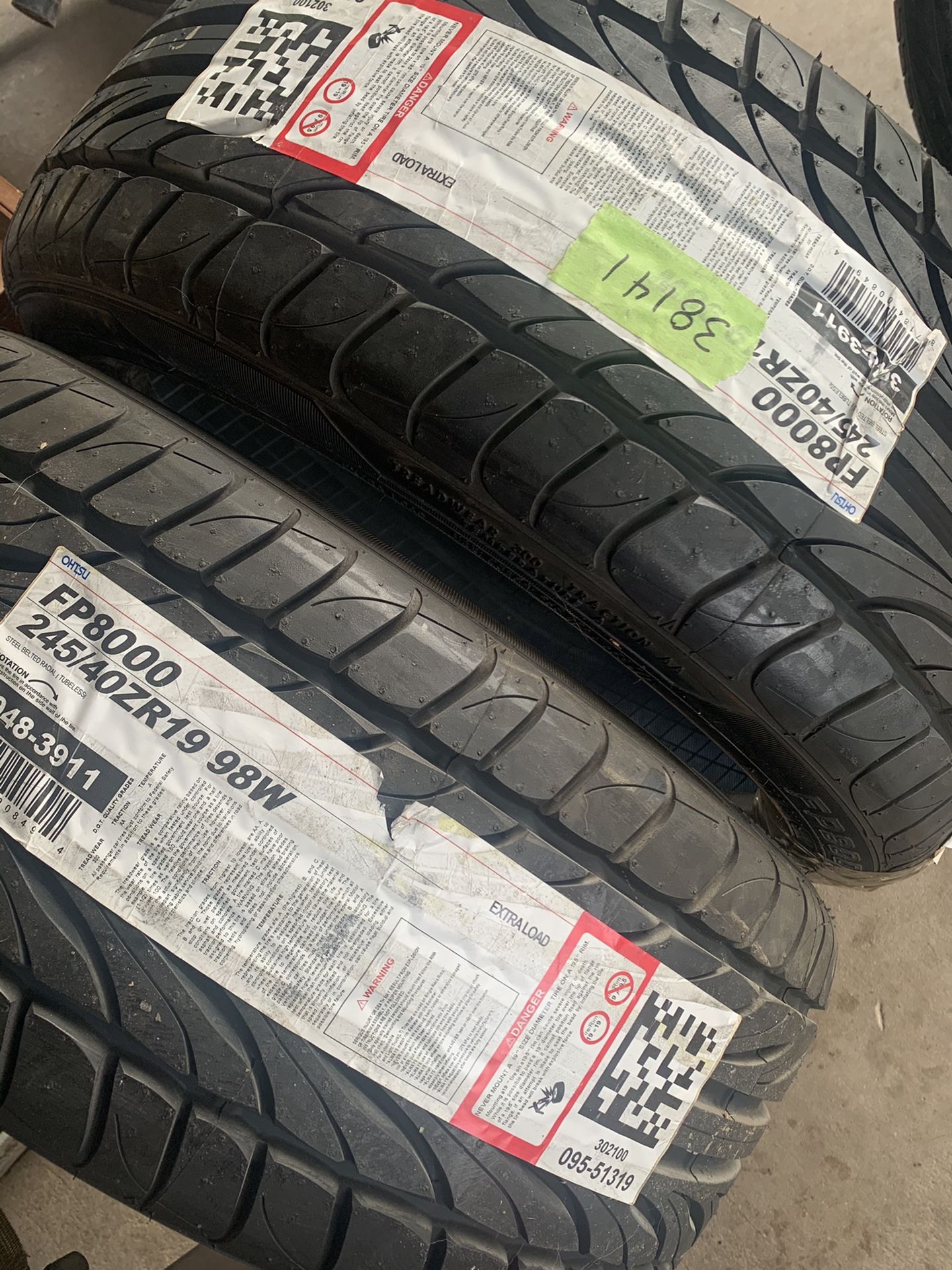 New Ohtsu FP8000 245/40/19 Tires