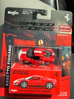 Maisto Ferrari 812 Competizione Red Speed Icons die-cast