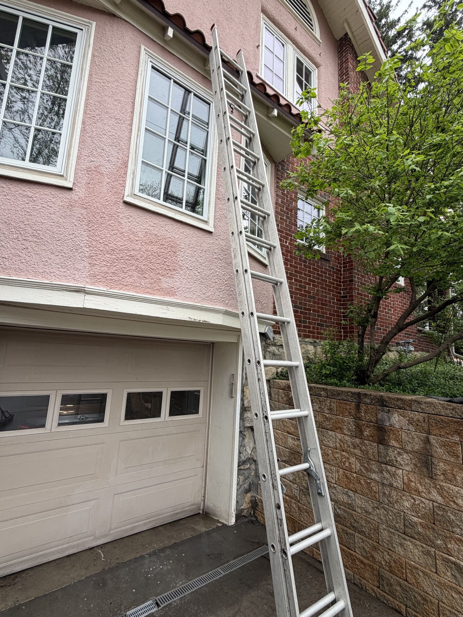 Telescopic Commercial Ladder