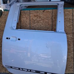 Rear door chevy Silverado 2(contact info removed) 2025
