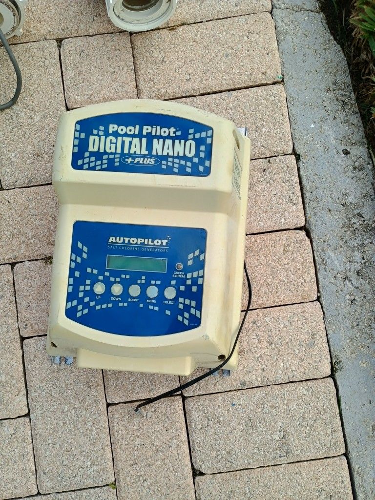 Pool.Pilot Nano Salt Chlorine Generator