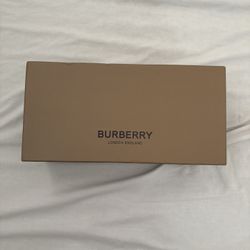 Burberry Slides (BRAND NEW)