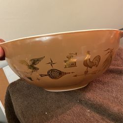 Pyrex Vintage Bowl
