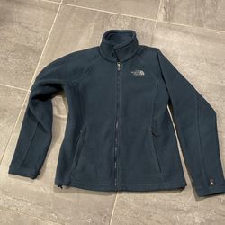 Women North Face Sweater