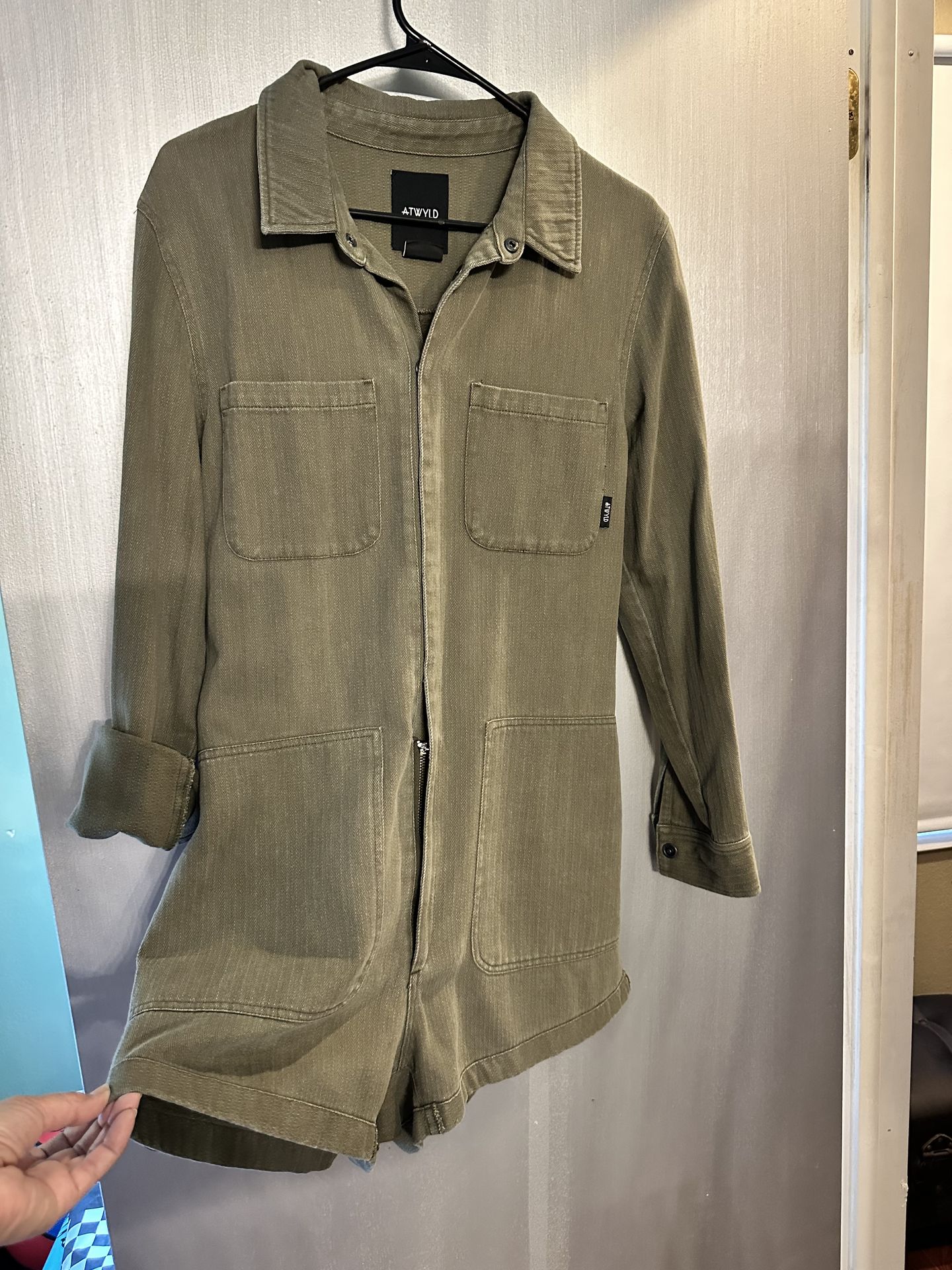 ATWYLD Army green romper