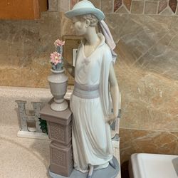 Lladro Lady Gran  Casino