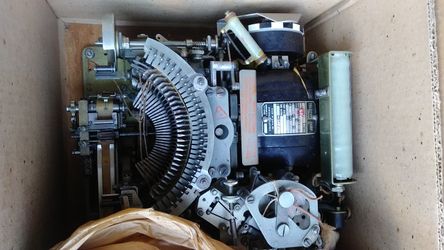 VINTAGE & RARE TELETYPE M14 TYPING REPERFORATOR