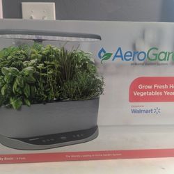 AeroGarden New In Box Bounty Basic 9 Pod Countertop Garden System 