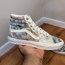 VANS Sk8-Hi “RARE Tapestry Floral” VN0A4U3C2PZ SIZE 9M/ 10.5W