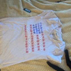 T Shirt Size Small 