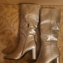 Women's Knee High Silver Color Vinyl Boots - Sz. 10 - New 