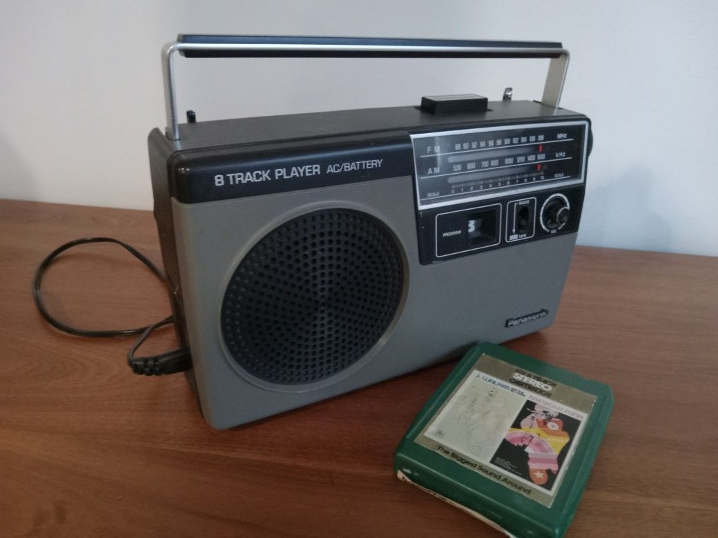 1978 Panasonic RQ-832