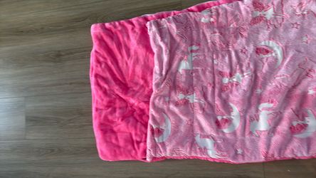 Kids glow in the dark sleeping bag - pink unicorn