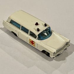 Vintage 1966 Matchbox Lesney S&S Cadillac Ambulance Loose