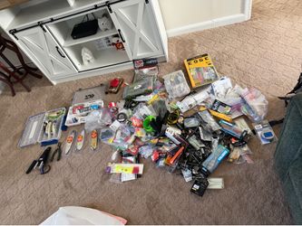 High end tackle whole lot  500$ 500$ takes all !!!