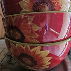 Certified International Sunflower Dishware. 16 Pieces 