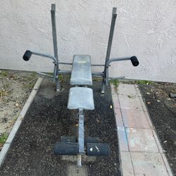 Weight Bench 