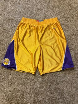 VTG Nike Los Angeles Lakers Reversible Dazzle Basketball Shorts Size Large