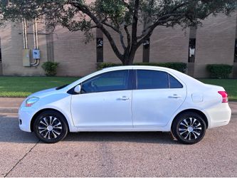 2008 TOYOTA YARIS