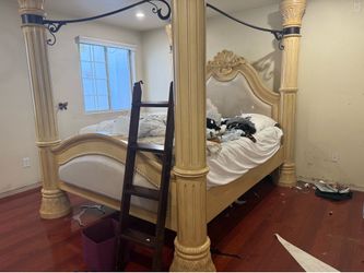 King Size Bed frame! Very high quality, full set