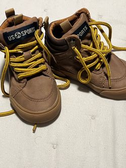 US Sports Kids High-Top Hiking Boots